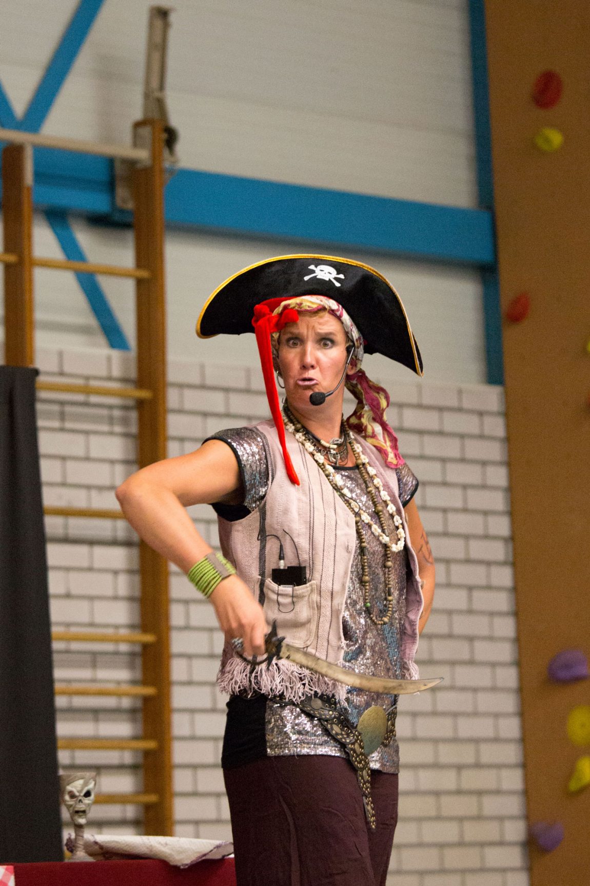 Kindertheater Kaatje Piraatje: Alle piraten doen opeens anders dan normaal…