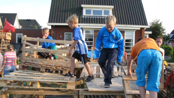 Bestel nog snel de Huttenbouw kaarten